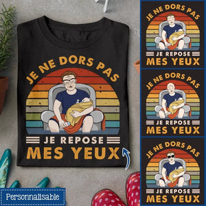 T-shirt personnalisé pour Papa | Cadeau personnalisé pour Papa | Papa Ne Dort Pas Avec Bébé